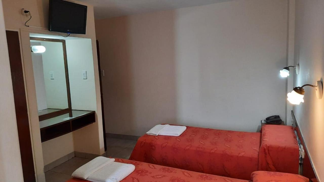 Hotel Marilian II Salta Zewnętrze zdjęcie
