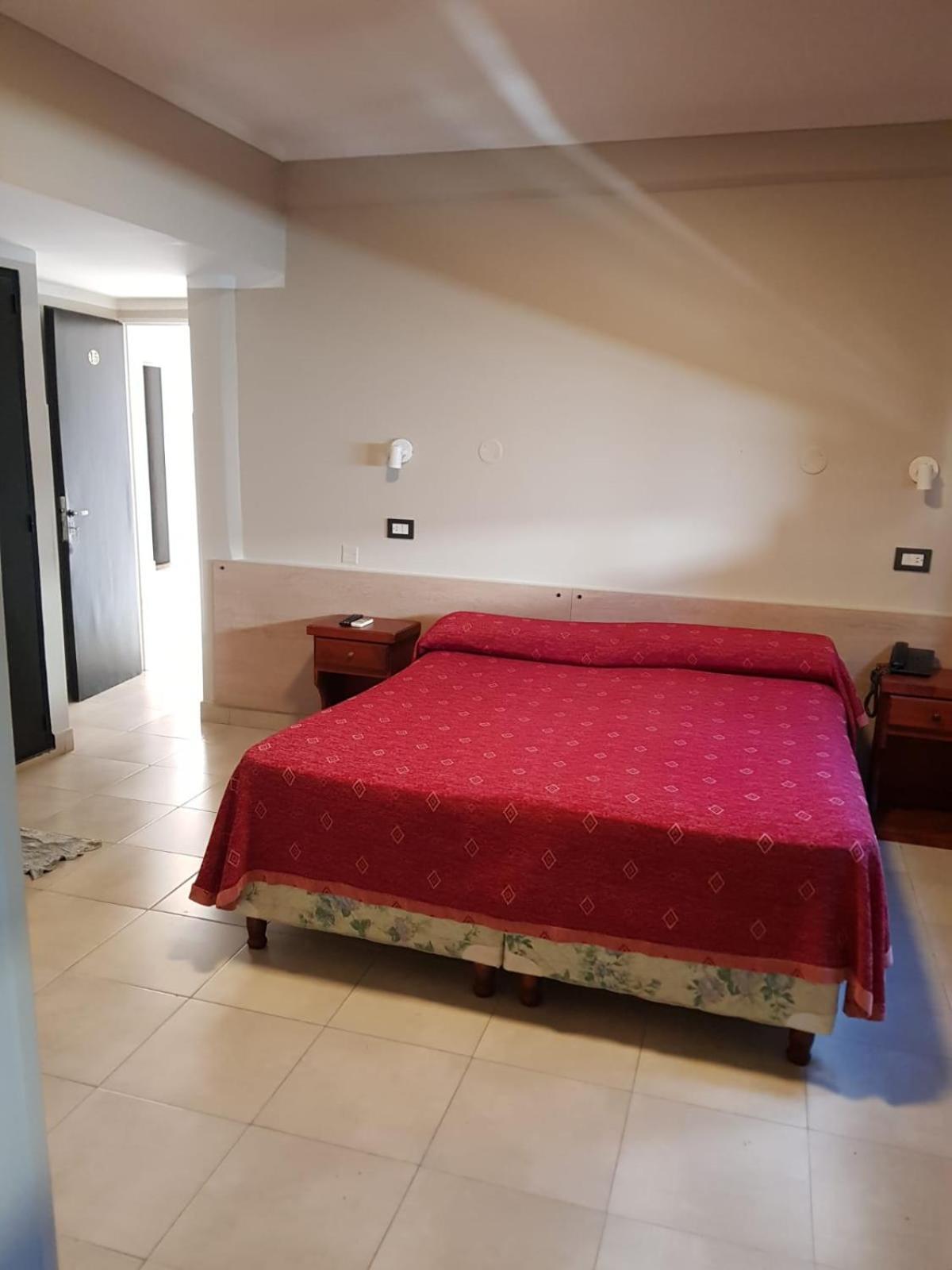 Hotel Marilian II Salta Zewnętrze zdjęcie